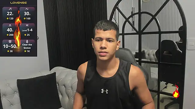 noahdark  online show from May 20, 2026, 2:51 am