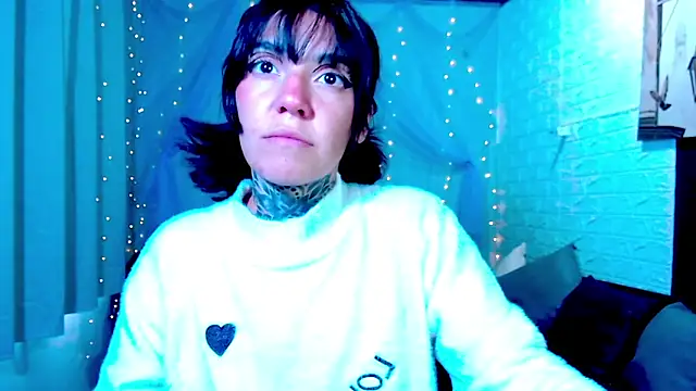 LannieGonzales online show from March 31, 2026, 7:58 pm