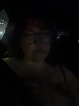 emolove online show from April 6, 2026, 12:52 am