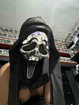 DulceLuaXxx online show from April 12, 2026, 2:38 am