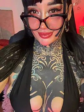 Musedreams online show from April 17, 2026, 12:57 am