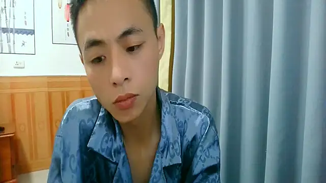 Snapshot of davidboys chatting on July 12, 2026, 4:36 am davidboys online show from July 12, 2026, 4:36 am