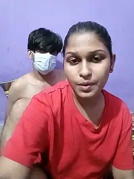 Jerin Couple61 online show from May 18, 2026, 4:13 pm