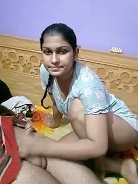 Jerin Couple61 online show from June 20, 2026, 4:21 pm