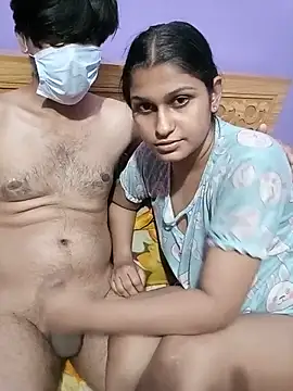 Jerin Couple61 online show from June 21, 2026, 6:32 pm