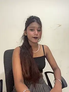 Cutiepie- online show from April 22, 2026, 4:52 pm