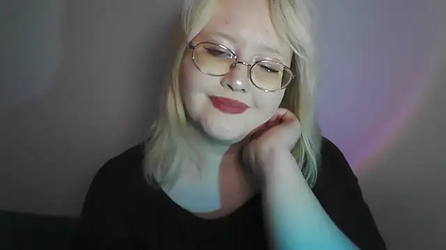 Elayne Sweet online show from July 14, 2026, 10:21 am