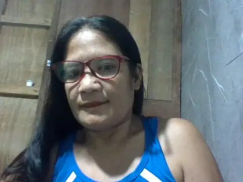 PinayZaira online show from May 21, 2026, 5:09 pm