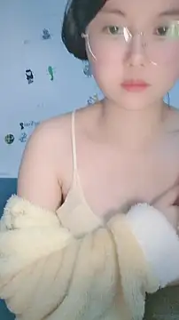 Snapshot of yehua001 chatting on April 9, 2026, 6:13 am yehua001 online show from April 9, 2026, 6:13 am