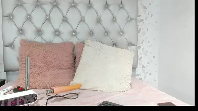 brenda sofia69 online show from July 28, 2026, 4:39 pm