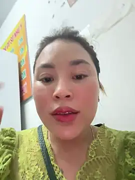 Lina-Naughty online show from May 23, 2026, 5:17 pm