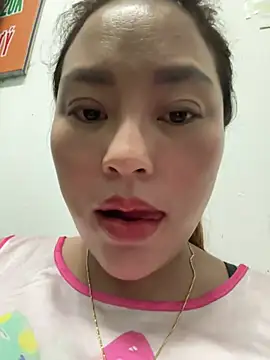 Lina-Naughty online show from July 13, 2026, 4:10 pm
