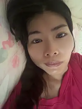 Xiaoyunduo1 online show from May 27, 2026, 4:53 am