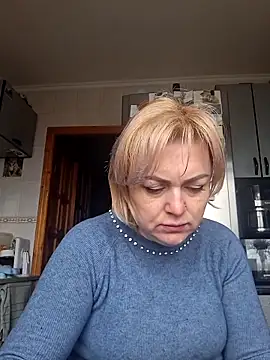 SylvieGold453 online show from April 23, 2026, 8:02 am