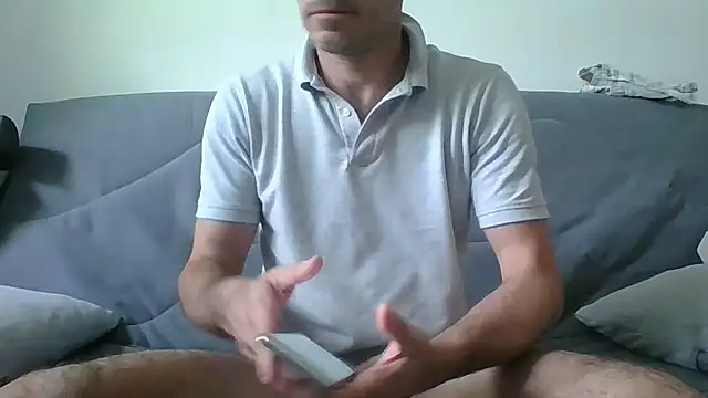 Valmont3340 online show from May 11, 2026, 12:22 pm