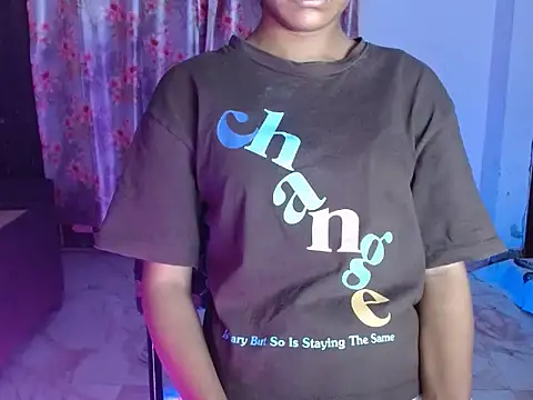 Nora81 online show from May 20, 2026, 5:52 pm