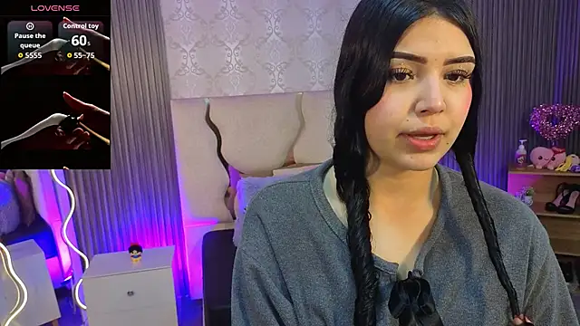 ELA TAY1 online show from April 28, 2026, 7:08 pm