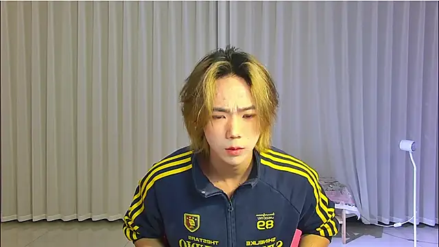 wumei-001 online show from April 3, 2026, 11:19 am