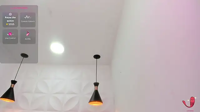 natty natacha online show from April 8, 2026, 11:32 am