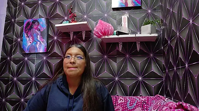 Camila Prinx online show from April 1, 2026, 3:42 pm