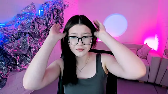 JennyGibson online show from July 21, 2026, 7:32 am