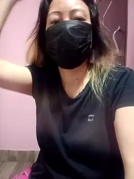 Snapshot of Bristy_BigBoobs chatting on April 7, 2026, 3:29 am Bristy BigBoobs online show from April 7, 2026, 3:29 am