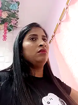 SofiaMendez1  online show from April 7, 2026, 3:12 pm