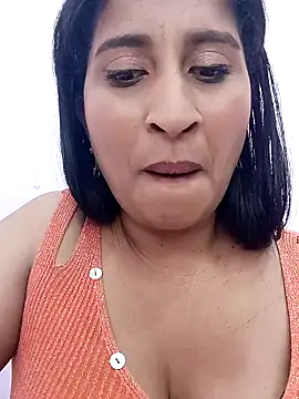 SofiaMendez1  online show from April 18, 2026, 7:07 pm