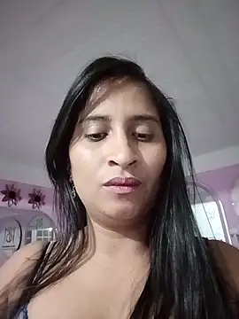 SofiaMendez1  online show from May 29, 2026, 2:53 am