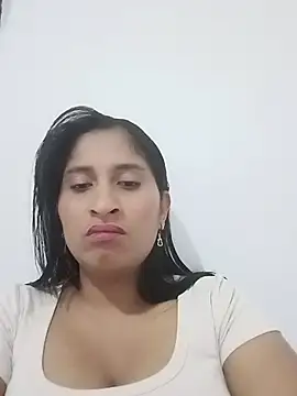 SofiaMendez1  online show from July 5, 2026, 11:23 pm