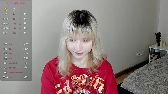 MiaKimiko online show from May 20, 2026, 1:01 am