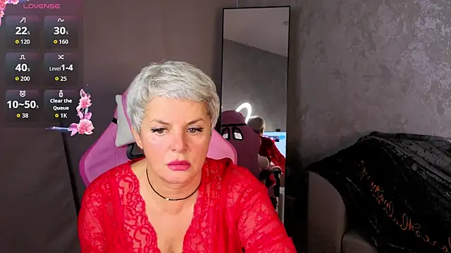 Linda Zef1r online show from May 28, 2026, 1:47 am