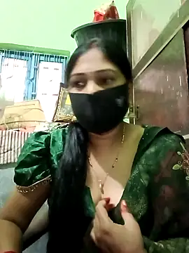 Pinki-girl online show from April 11, 2026, 7:24 am