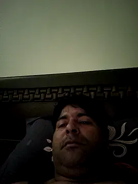 Snapshot of Anurag-Sindhu chatting on April 12, 2026, 9:03 am Anurag-Sindhu online show from April 12, 2026, 9:03 am