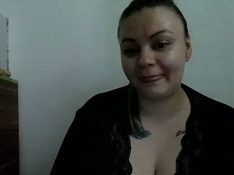 Snapshot of Daria1997 chatting on June 15, 2026, 12:51 pm Daria1997 online show from June 15, 2026, 12:51 pm