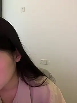 Snapshot of Mina_ovo chatting on April 9, 2026, 6:41 am Mina ovo online show from April 9, 2026, 6:41 am