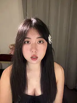 ooooBaby129 online show from April 6, 2026, 2:07 pm
