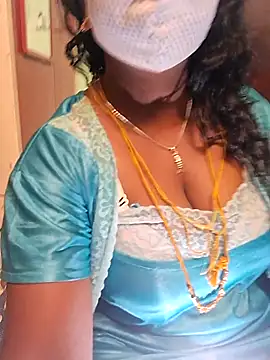 Snapshot of Tamil-vithya69 chatting on April 7, 2026, 8:42 pm Tamil-vithya69 online show from April 7, 2026, 8:42 pm