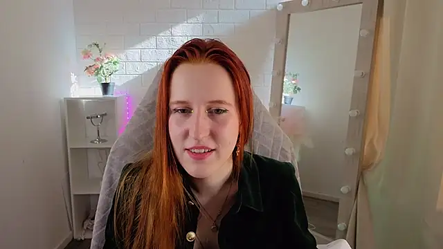 EvaBellea online show from April 11, 2026, 6:29 am