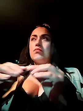 Lesli 26 online show from April 7, 2026, 12:55 am