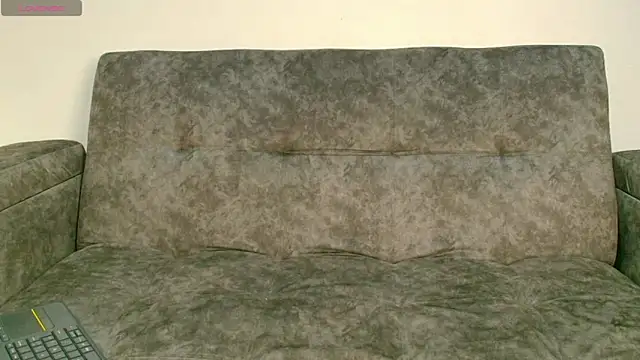 Enzo Vitale  online show from April 6, 2026, 11:33 am