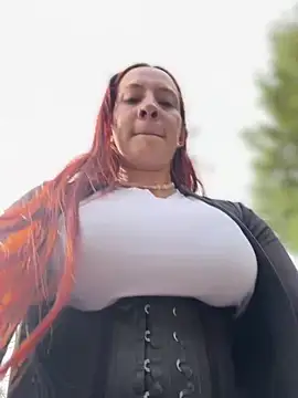 Samyra Biker12 online show from May 25, 2026, 12:33 pm