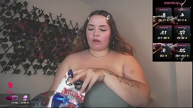 Snapshot of Samantha_Matius chatting on May 29, 2026, 7:45 pm Samantha Matius online show from May 29, 2026, 7:45 pm
