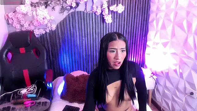 Samara pink  online show from April 10, 2026, 4:17 am