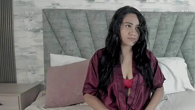 Shashadeluxe online show from May 11, 2026, 1:06 pm