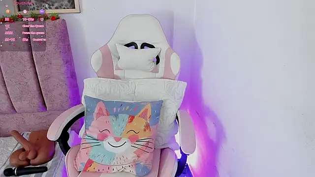 alisson boobs   online show from July 9, 2026, 12:20 pm