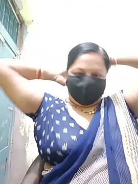 PINKI 024 online show from May 20, 2026, 5:35 am