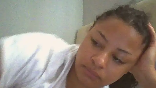 Snapshot of madzbailey chatting on July 8, 2026, 1:04 pm madzbailey online show from July 8, 2026, 1:04 pm