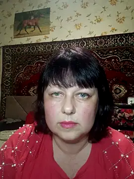 Snapshot of AuroKaria chatting on April 2, 2026, 5:32 pm AuroKaria online show from April 2, 2026, 5:32 pm