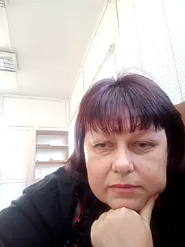 Snapshot of AuroKaria chatting on April 5, 2026, 12:57 pm AuroKaria online show from April 5, 2026, 12:57 pm